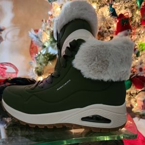 Womens skechers bootie